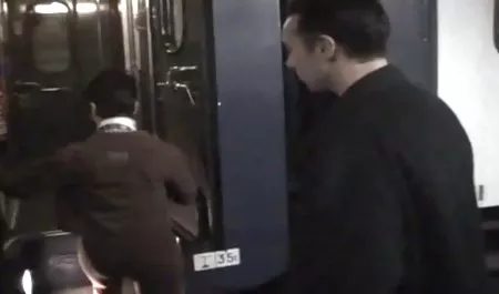 린넨에 앉아,호박입니다. 르 동영상 잔인 fuck