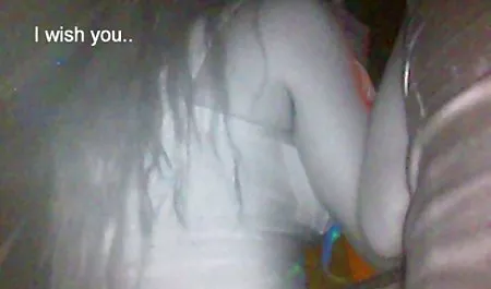 정자를 이용해 작은 다리 시계 fuck